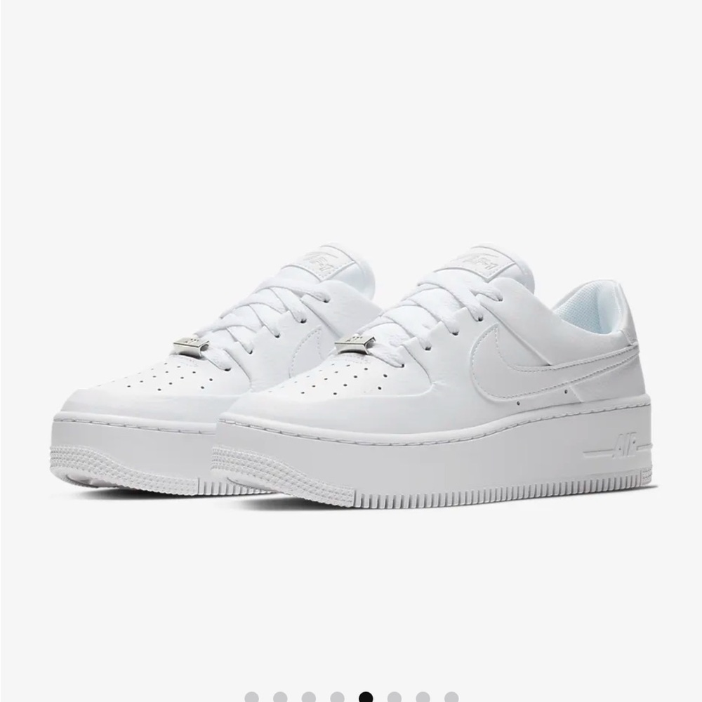 Nike Air Force 1 Sage Low